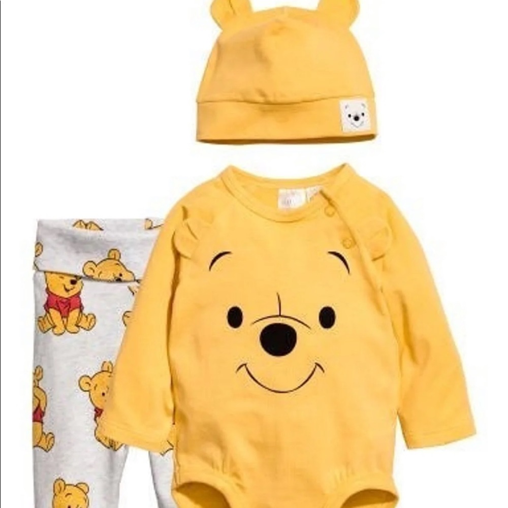 Winni the Pooh outfit in search of